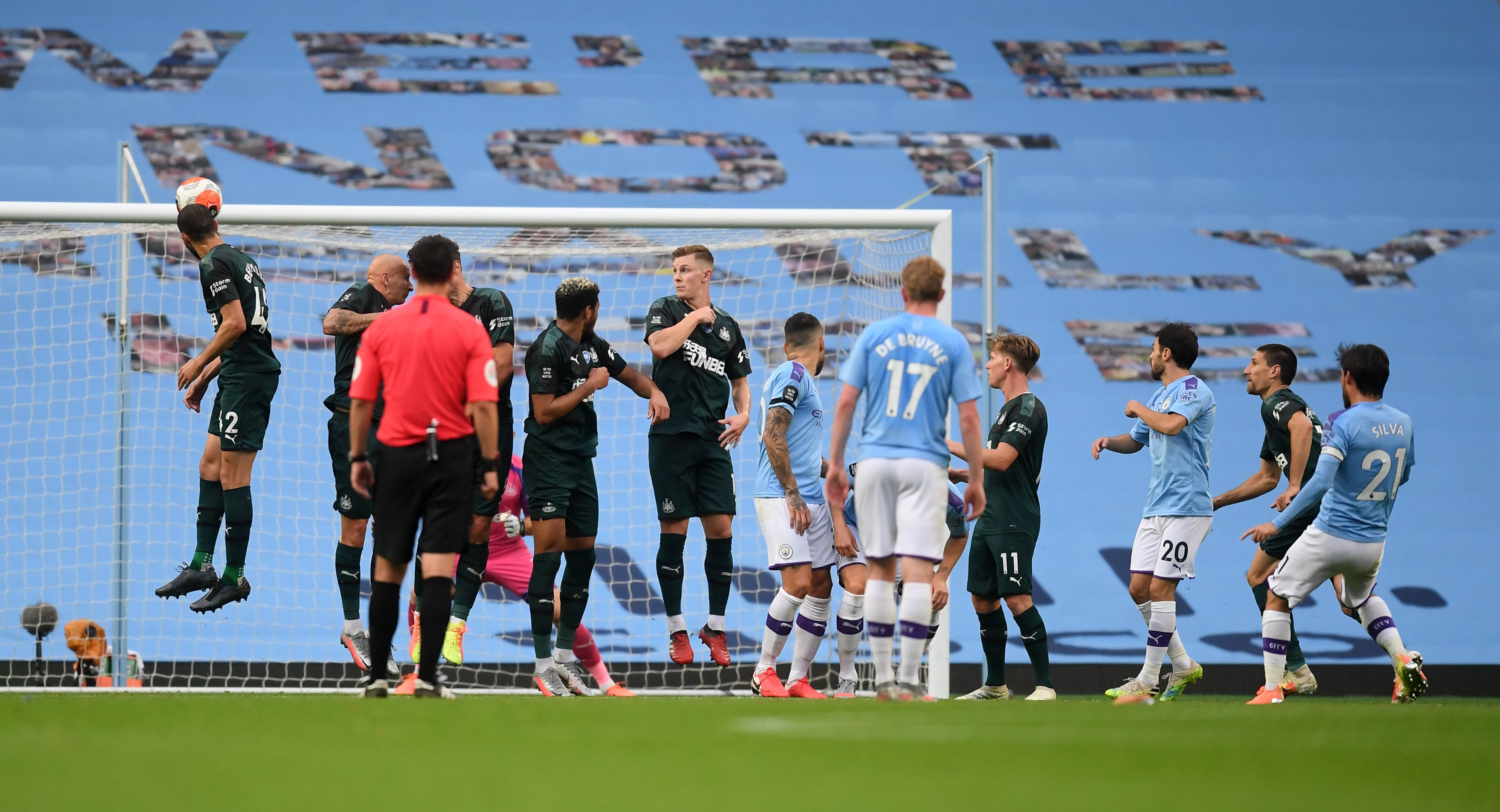 2020 赛季：教士队塔提斯由于在 3-0 领先下击出满贯炮被老派教练批评